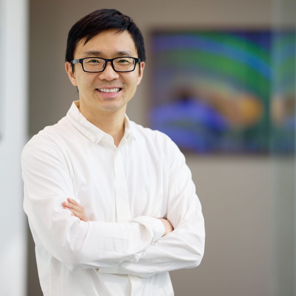 Headshot of SFARI Investigator Herbert Wu.