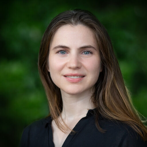 Katie Matho headshot.