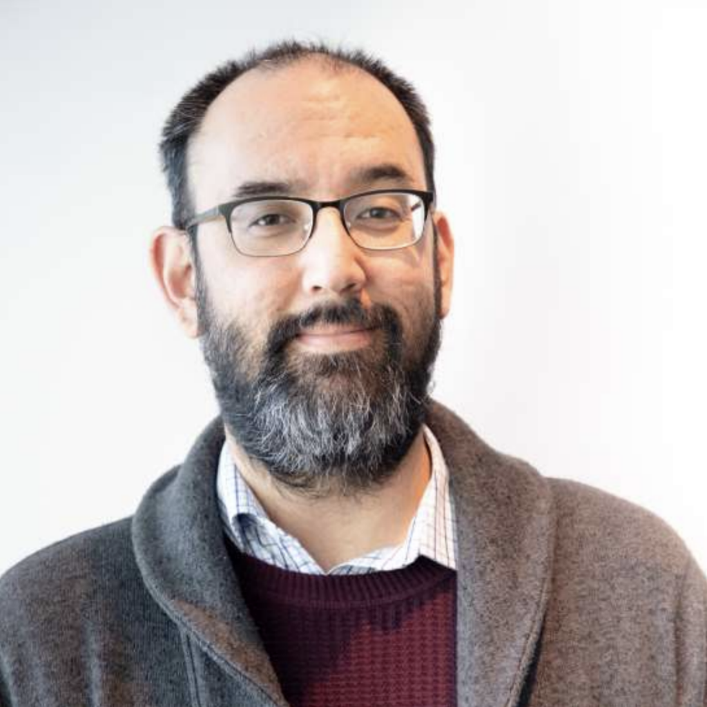 A portrait of SFARI Investigator Michael Lombardo.