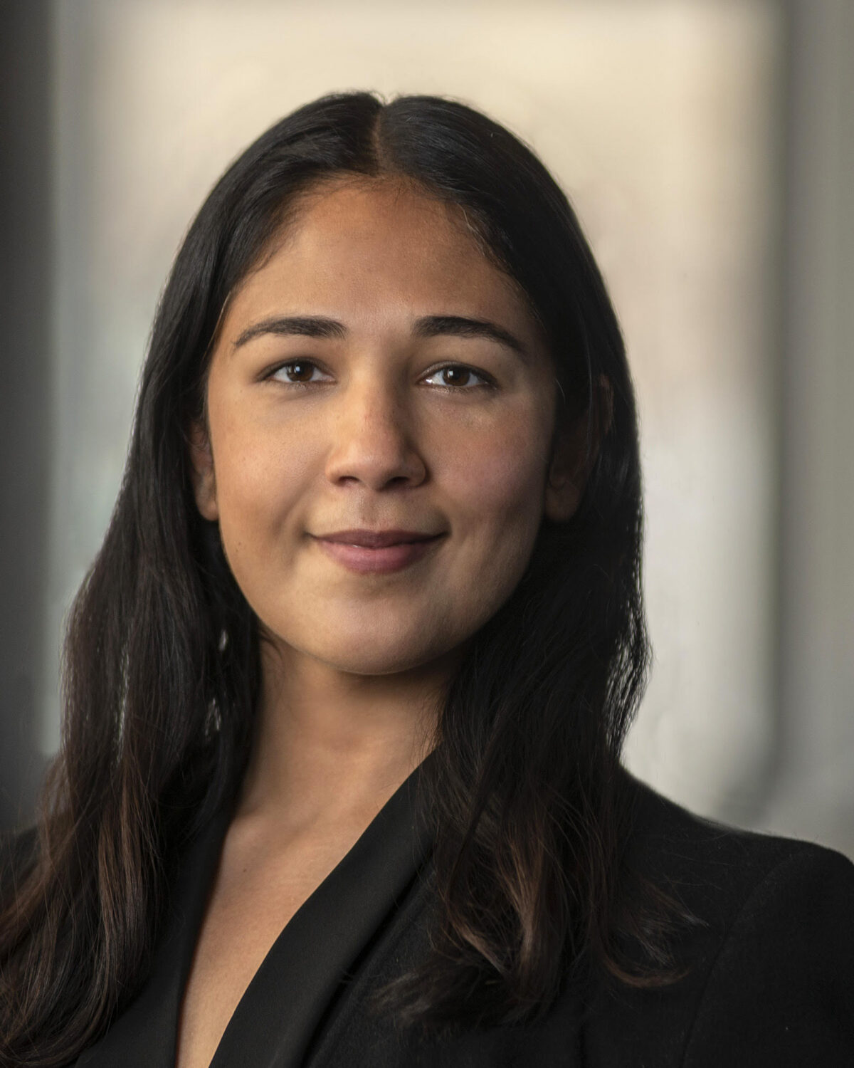 Priyam Thind headshot.