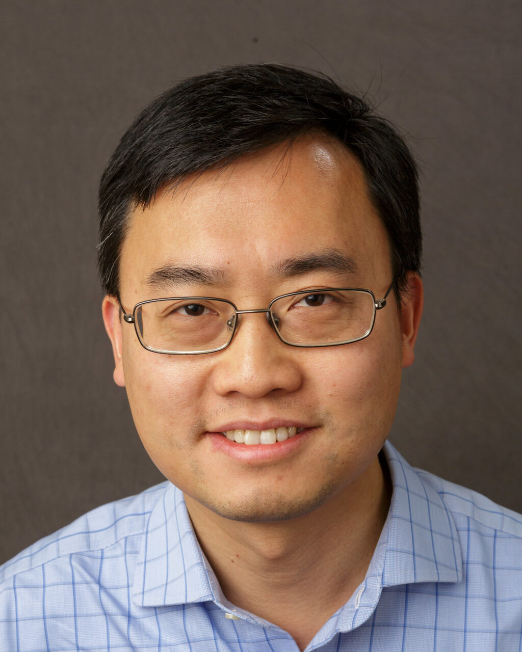 Headshot of Investigator Yufeng Shen.