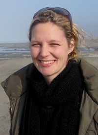 Headshot of Investigator Linda Wilbrecht.