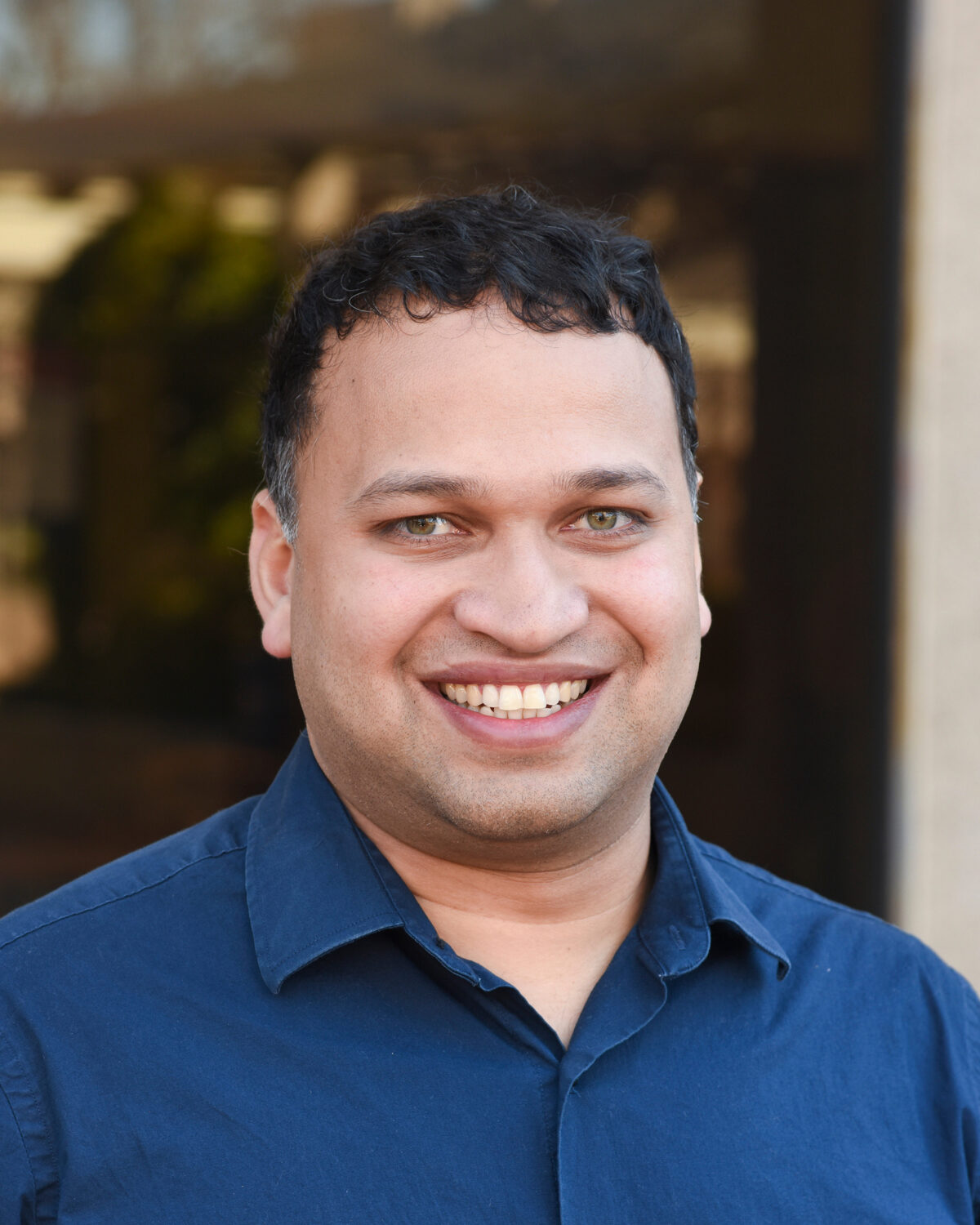 Ram Madabhushi headshot.