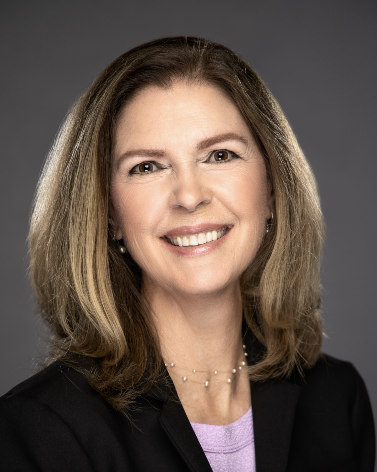 Headshot of Investigator Rebecca Landa.