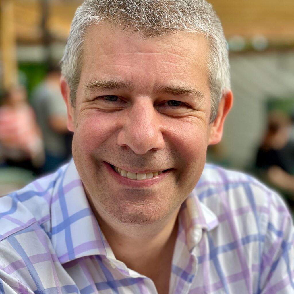 Headshot of Investigator Stephan Sanders.