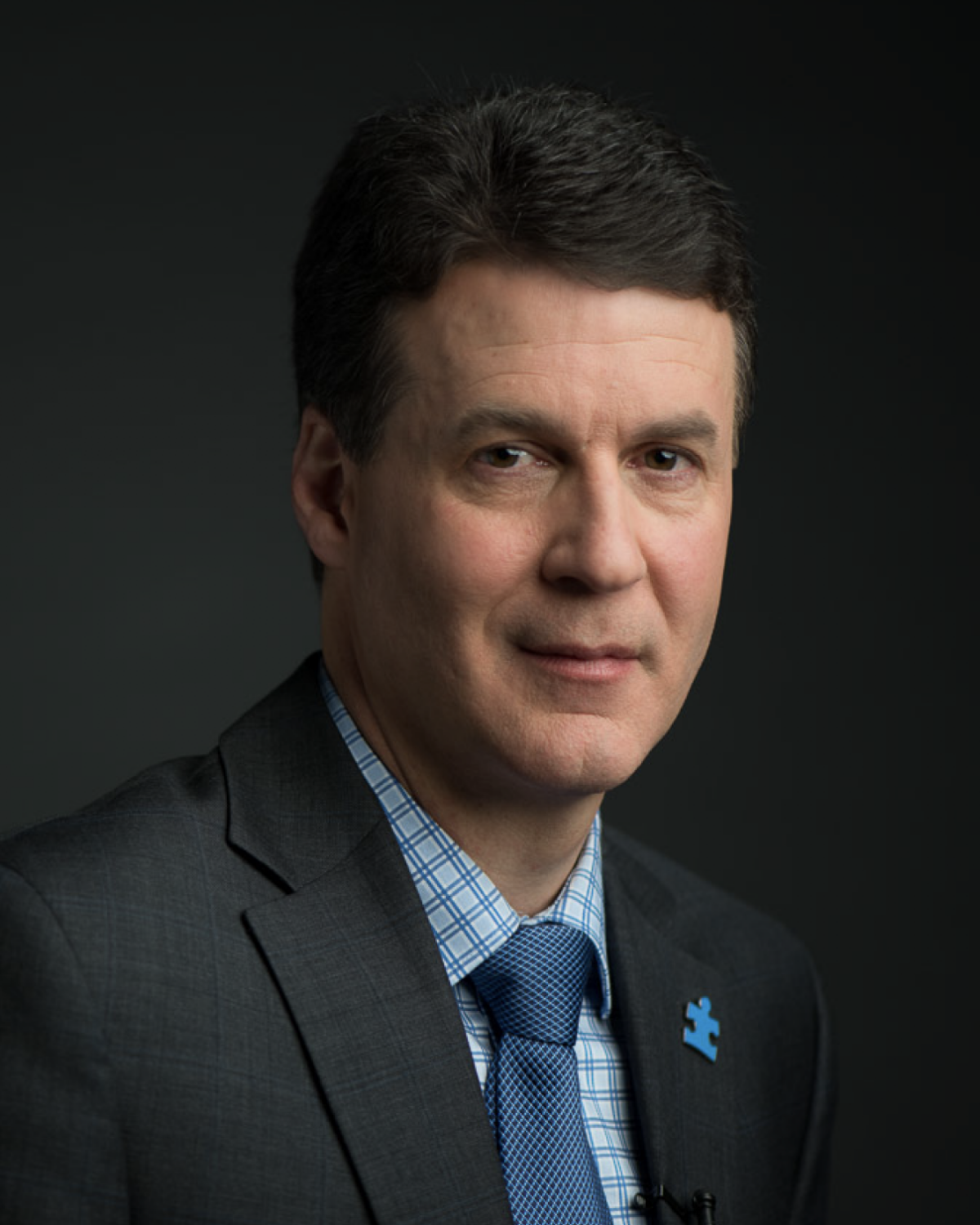 Headshot of Investigator Stephen Scherer.