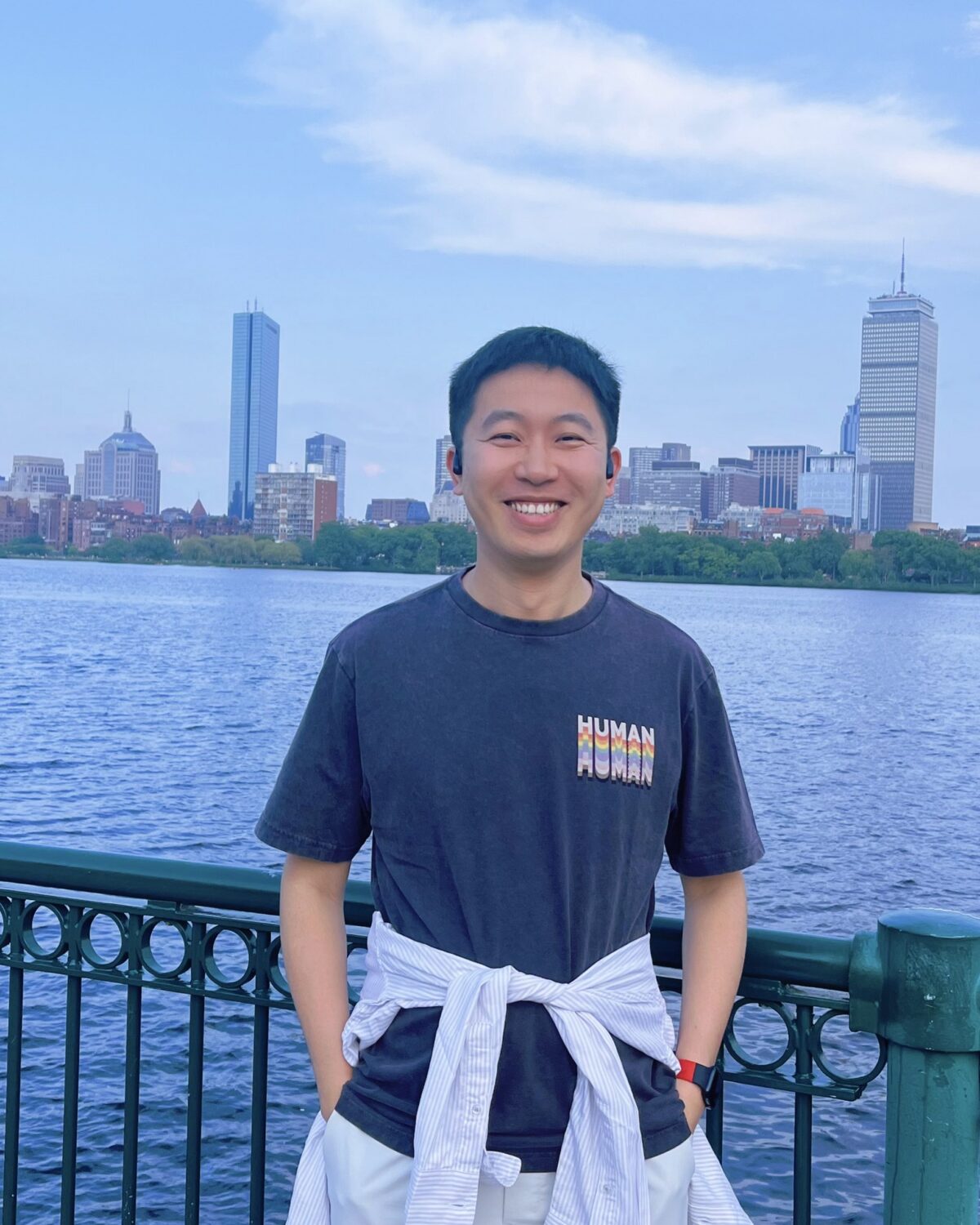 Headshot of SFARI Bridge to Independence Fellow Chenjie Shen.