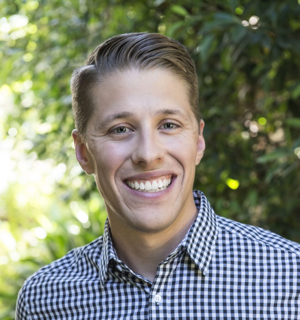 Image of J. Elliott Robinson