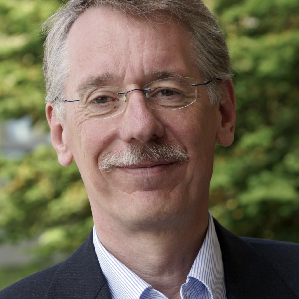 Headshot of Investigator Stefan Heinemann.