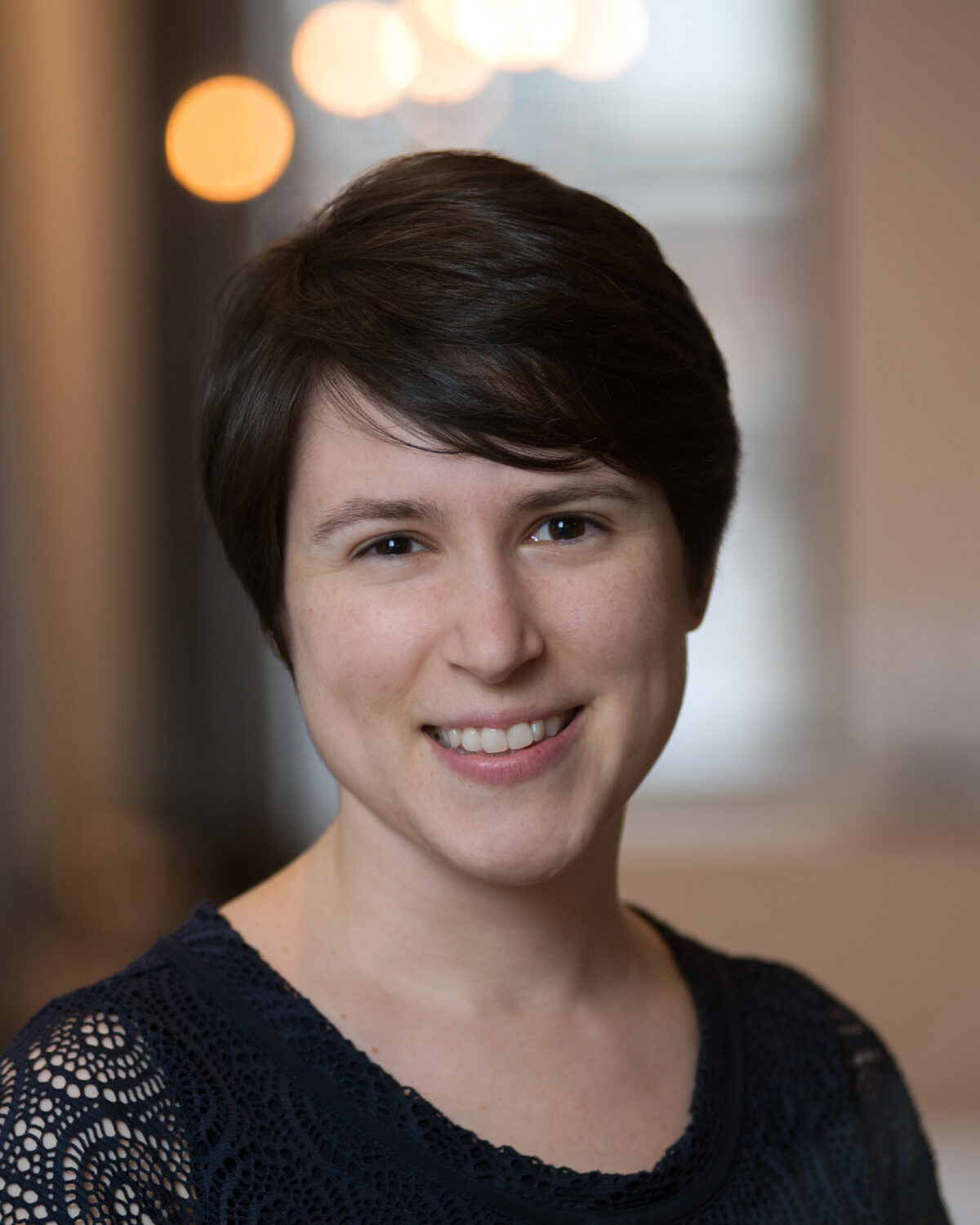 Headshot of SFARI Project Manager Allegra Thomas.
