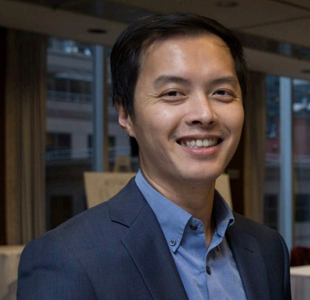 Headshot of Investigator Wei-Hsiang Huang.