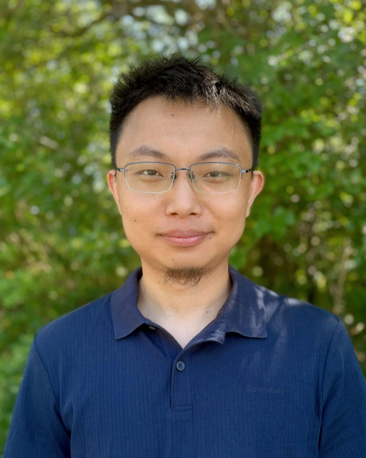 Zhilei Zhao headshot.