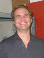 Headshot of SFARI Investigator Eric Klann.