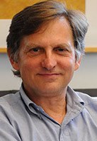 Headshot of Investigator W. Ian Lipkin.
