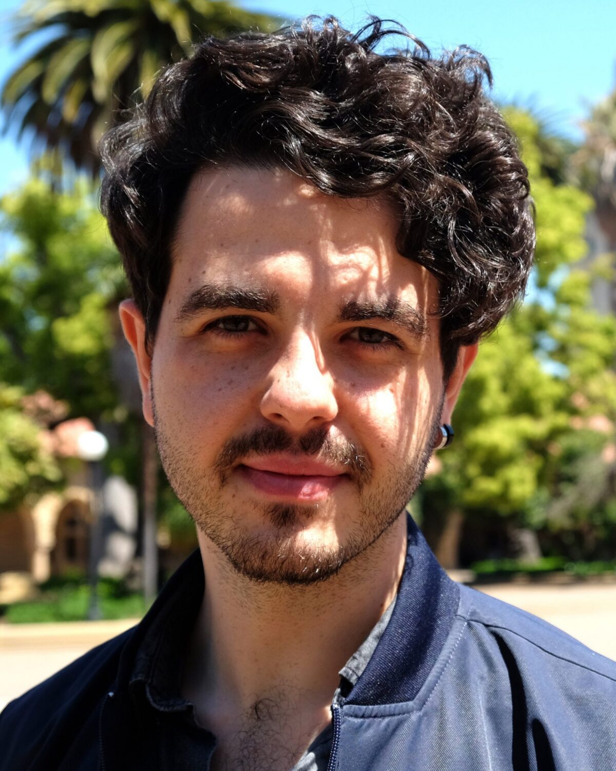Headshot of SFARI Investigator Fikri Birey.