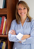 Headshot of Investigator Rebecca Jones.