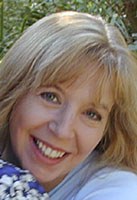 Headshot of Investigator Susan Bookheimer.