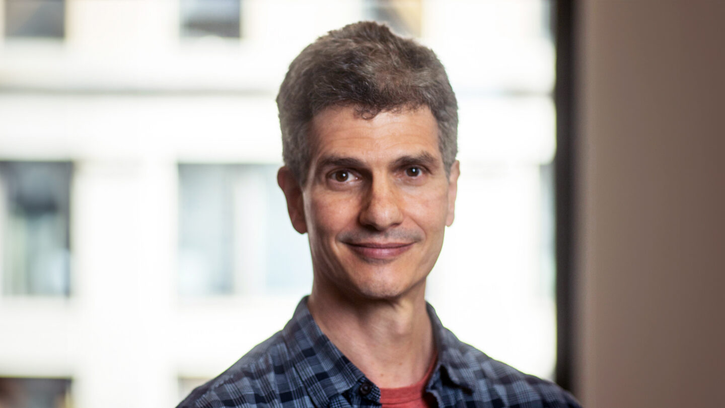 Portrait of Eero Simoncelli.