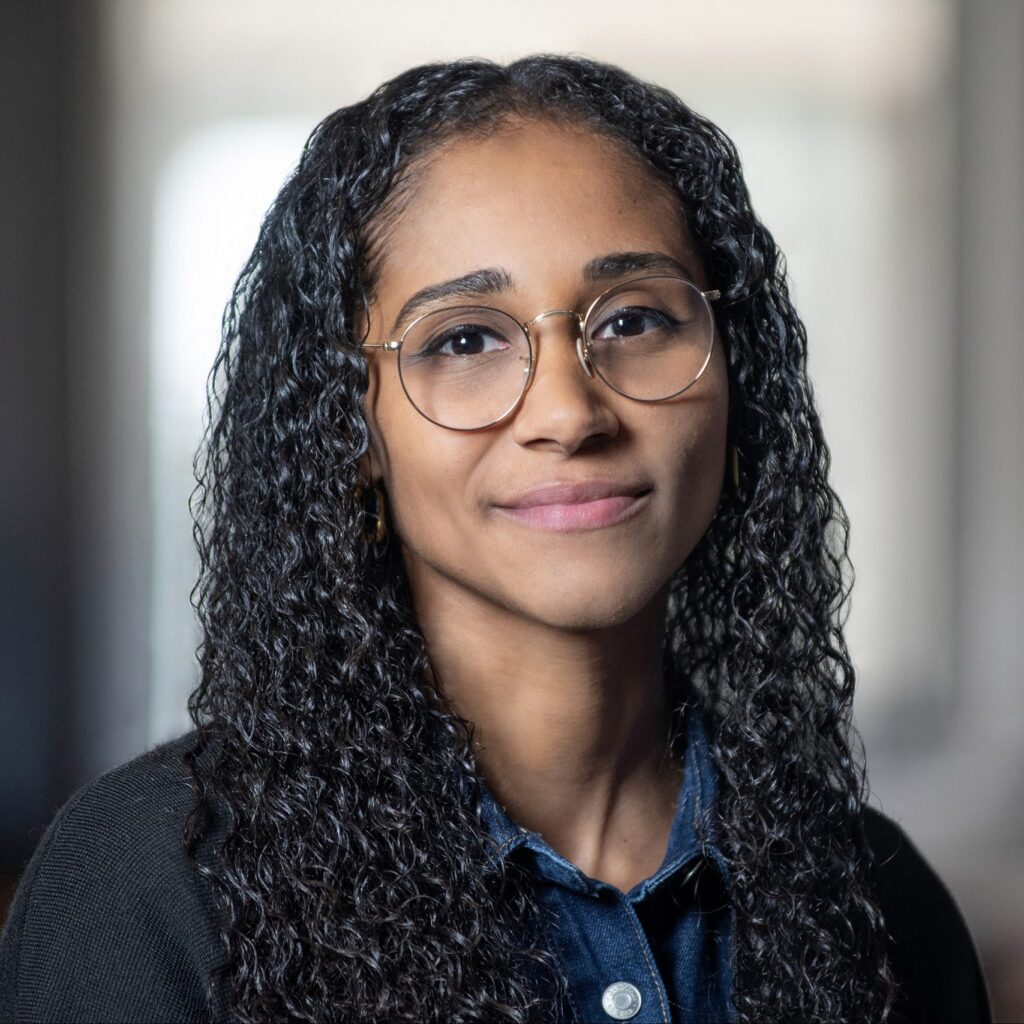 Shannon Almedia headshot.