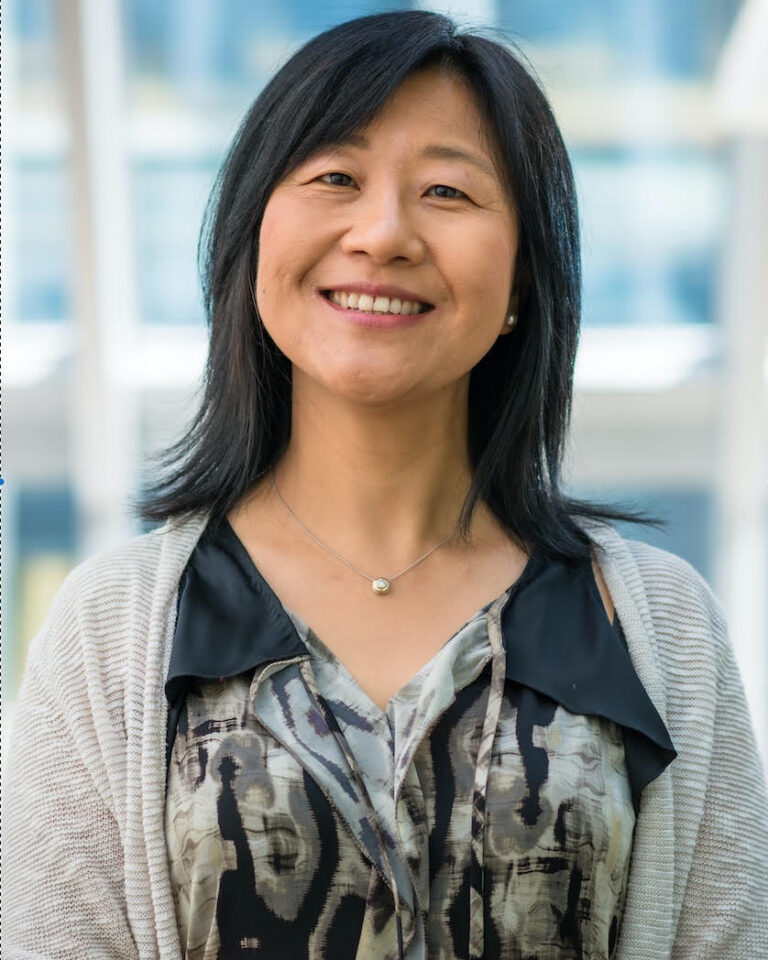 Chenghua Gu headshot.